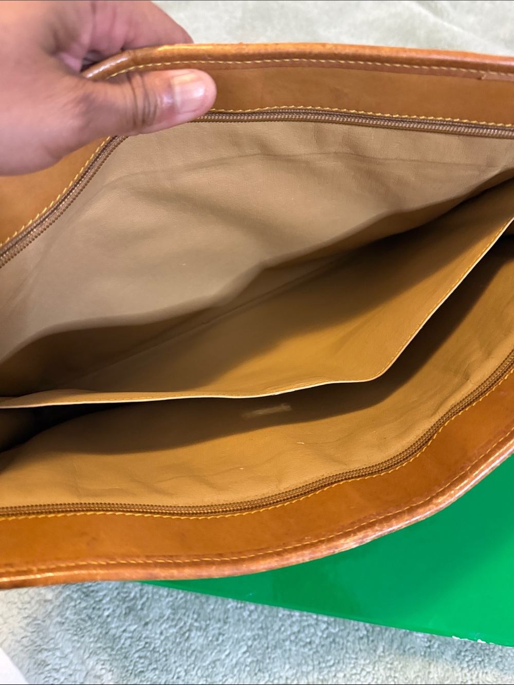 ELIANA FIRENZE Brown Canvas Travel Pouch with Tan Trim - Picture 4 of 8